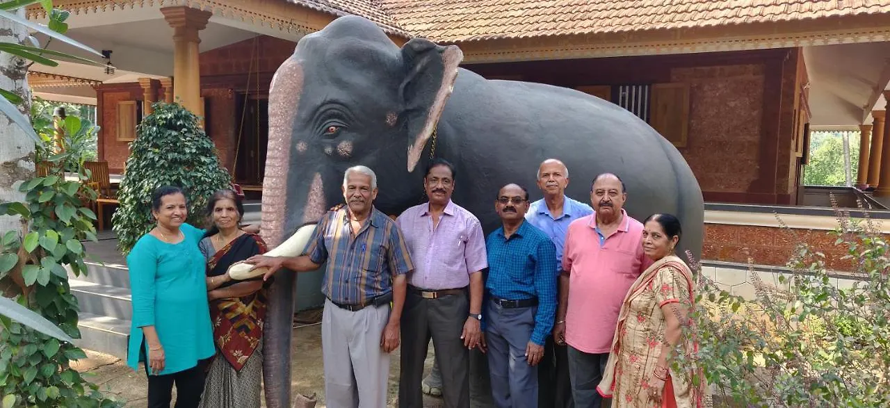 Couette-café Poonthanam Homestay Kannur